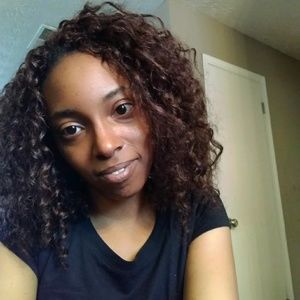 Meet your Posher, Tiffany